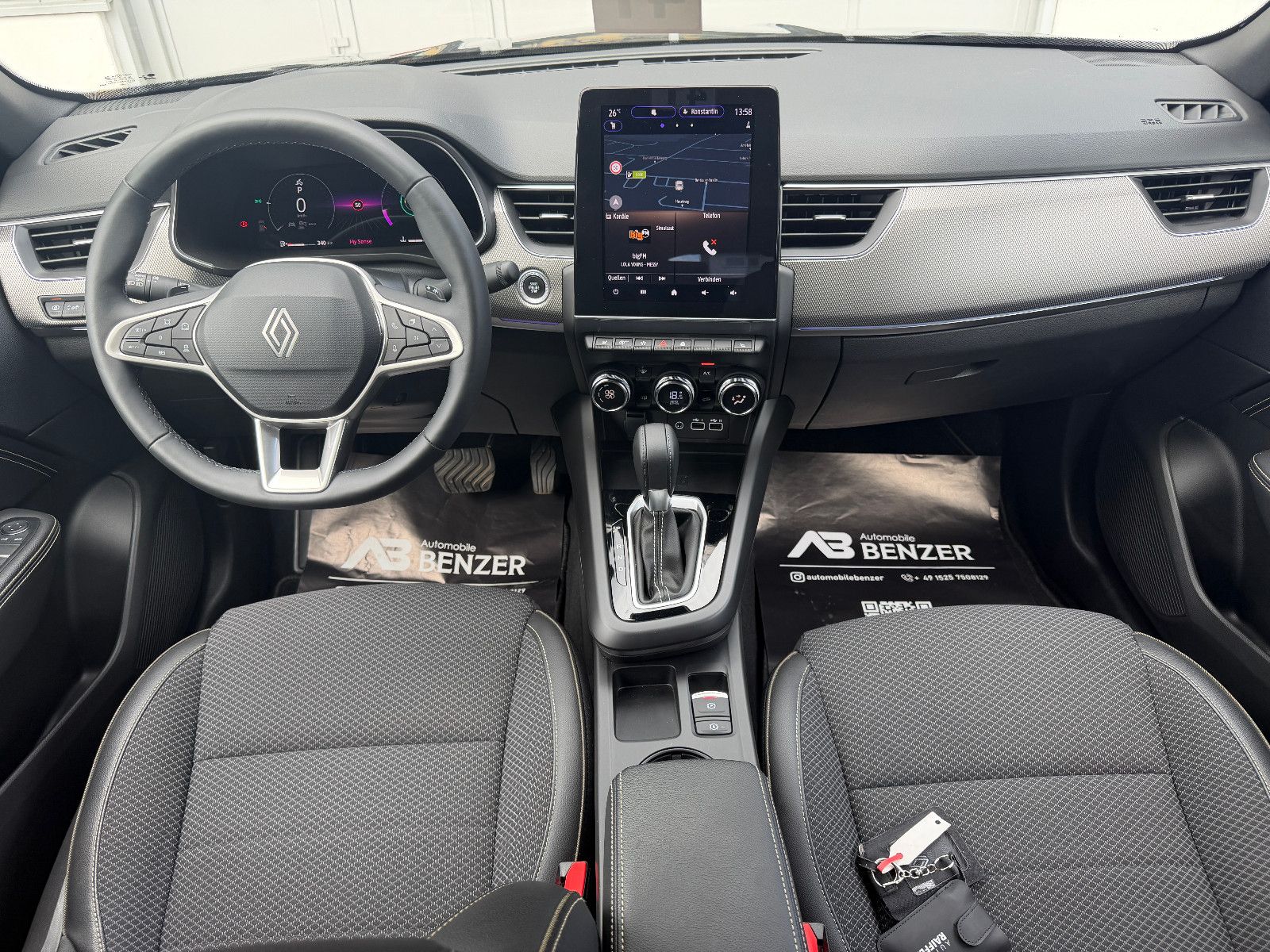 Fahrzeugabbildung Renault Arkana Techno/KAMERA/AMBIENTE/KAMERA/LEDER/ACC