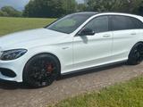 Mercedes-Benz C 450 AMG 4MATIC T Autom. AMG - Mercedes-Benz C 450 AMG mit Benzin-Antrieb: Automatik