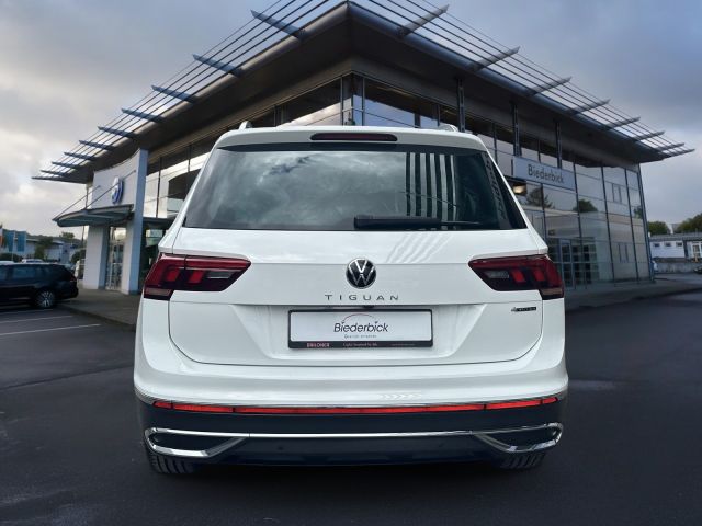 Tiguan Elegance 4Motion 2.0 TDI, AHK, Pano, Navi