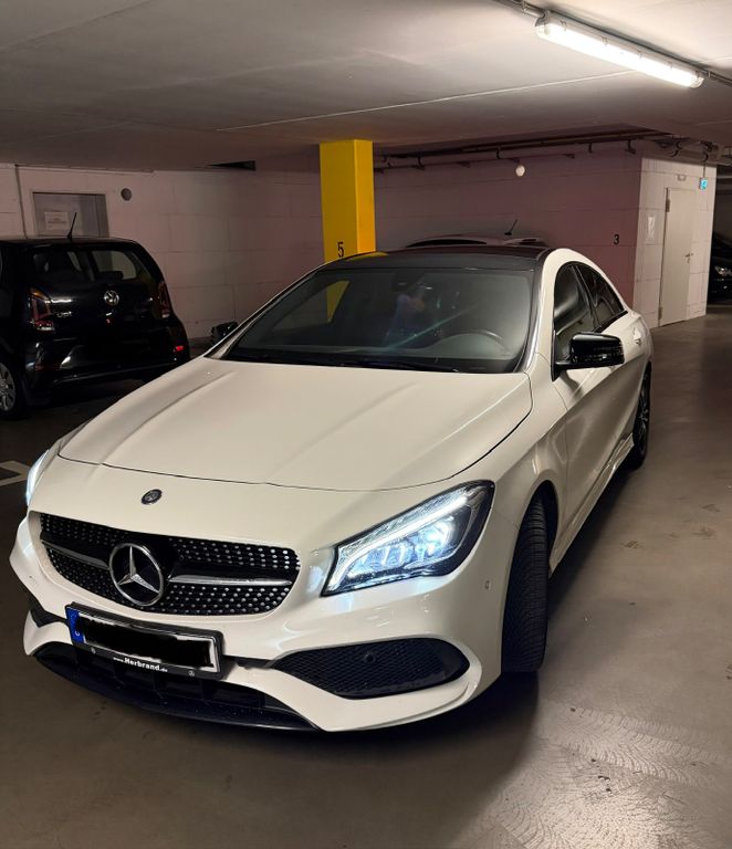 Image of Mercedes-Benz CLA 180