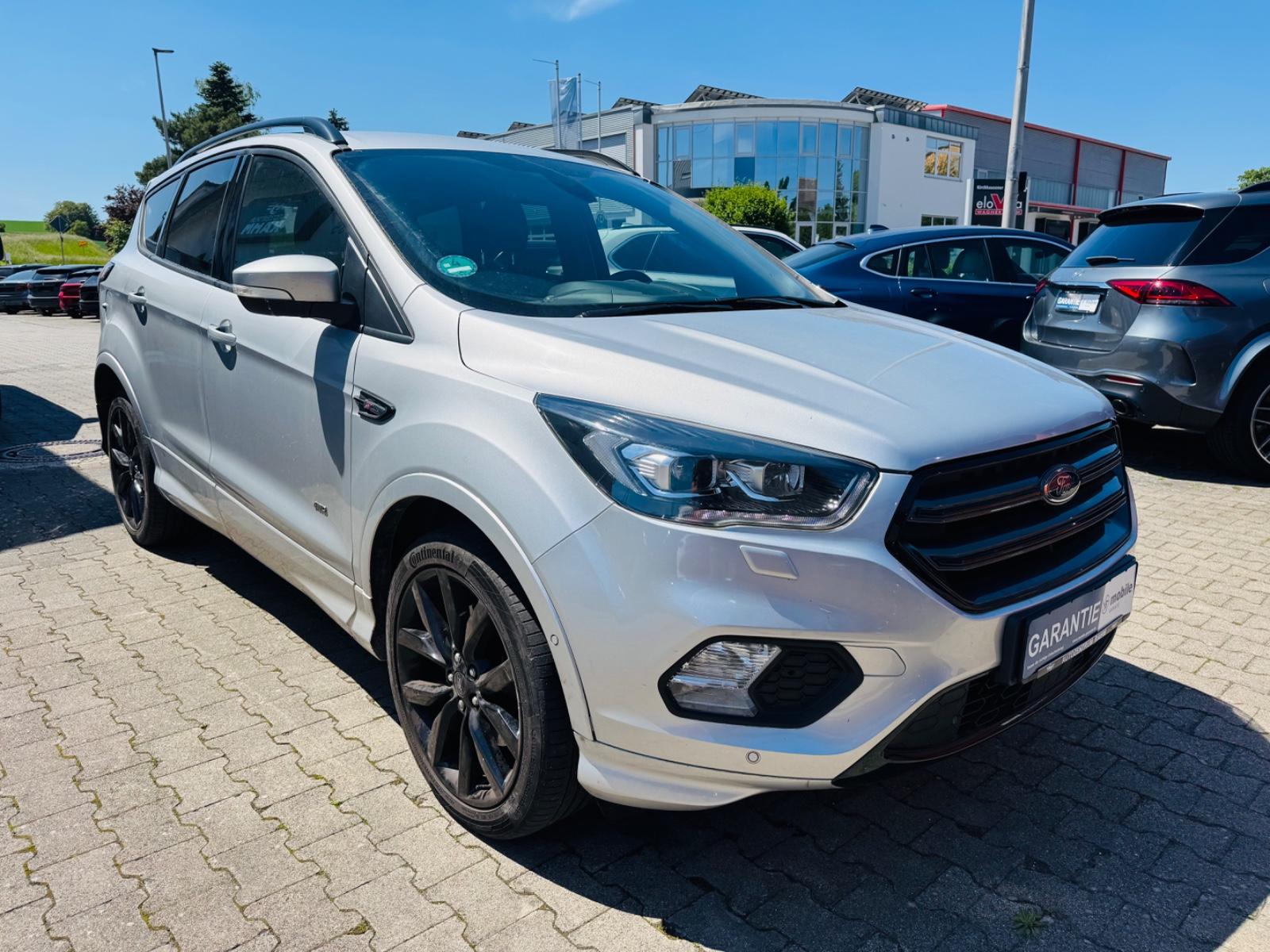Ford Kuga ST-Line+Navi+APPLE+4x4+AHK+ALCANTARA