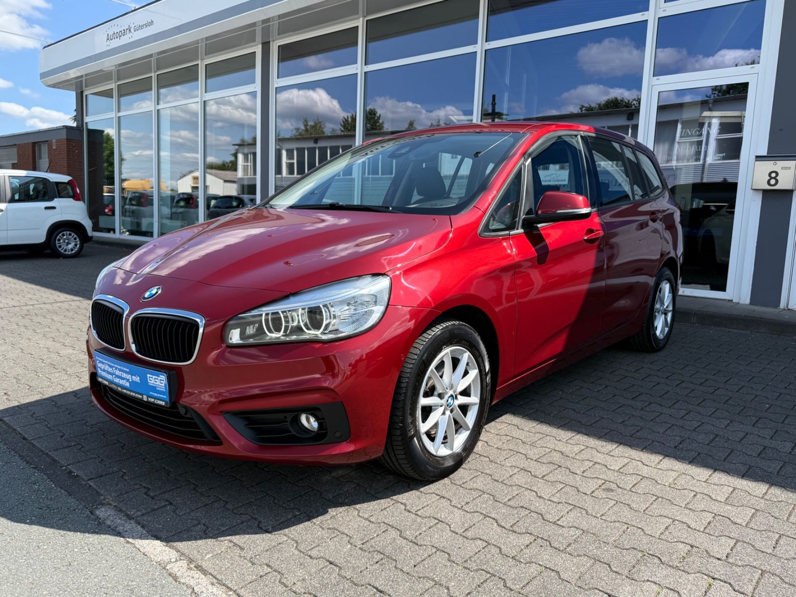 BMW 216 - 1