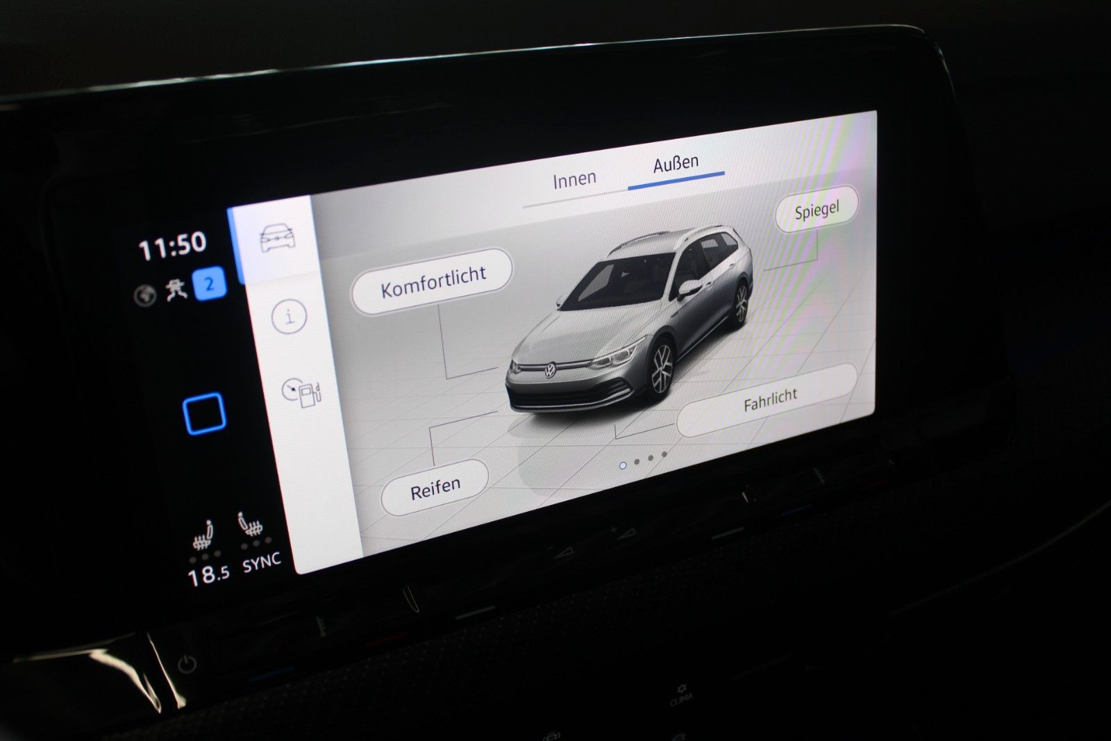 Fahrzeugabbildung Volkswagen Golf R DSG 4MOTION IQ Light Pano Performance Pak
