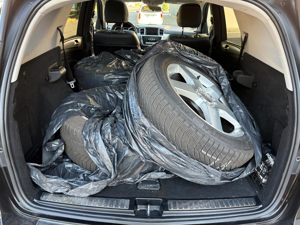 Mercedes-Benz ML 500