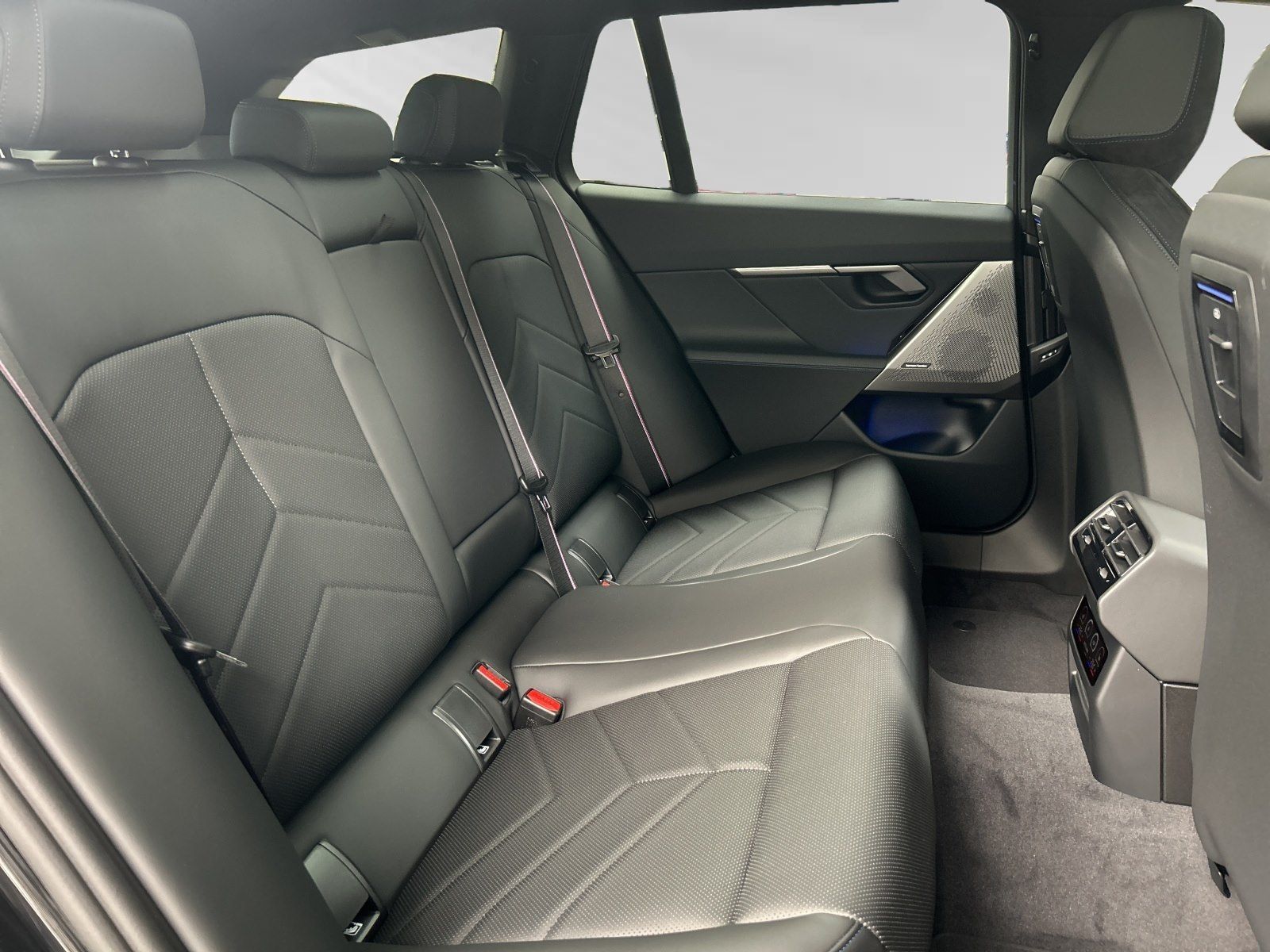 BMW i5 - Bild 15