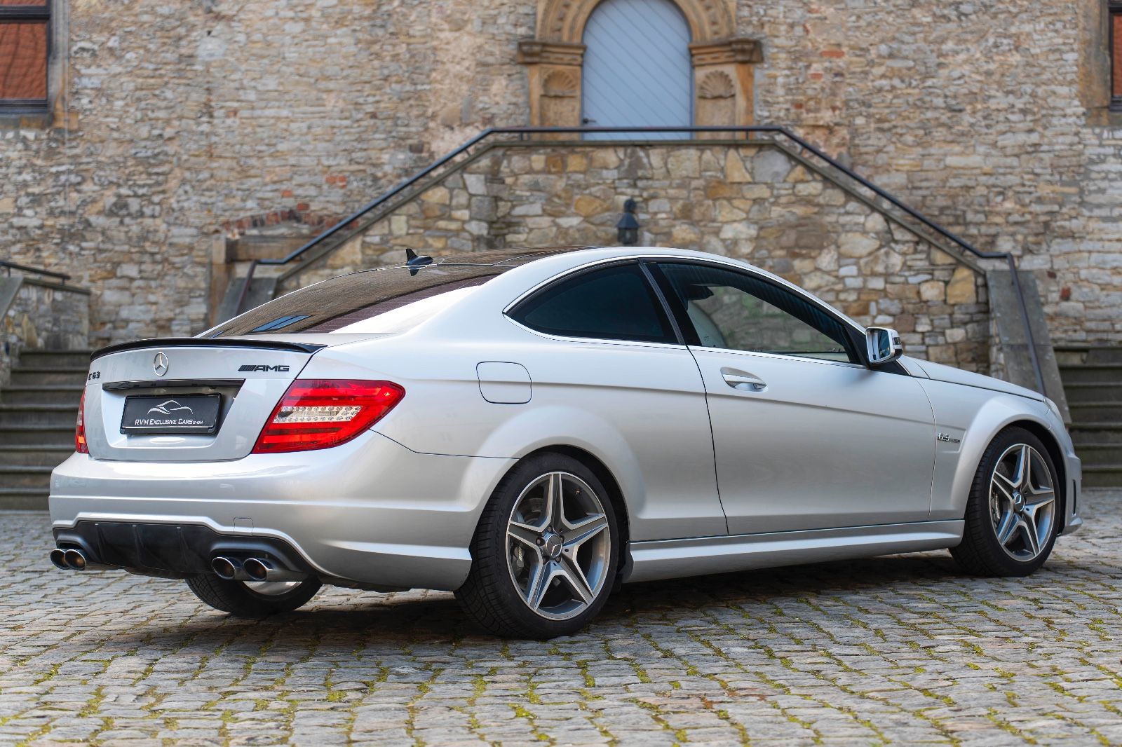 Fahrzeugabbildung Mercedes-Benz C 63 AMG Coupé Bixenon Kam Nav Pano Harman