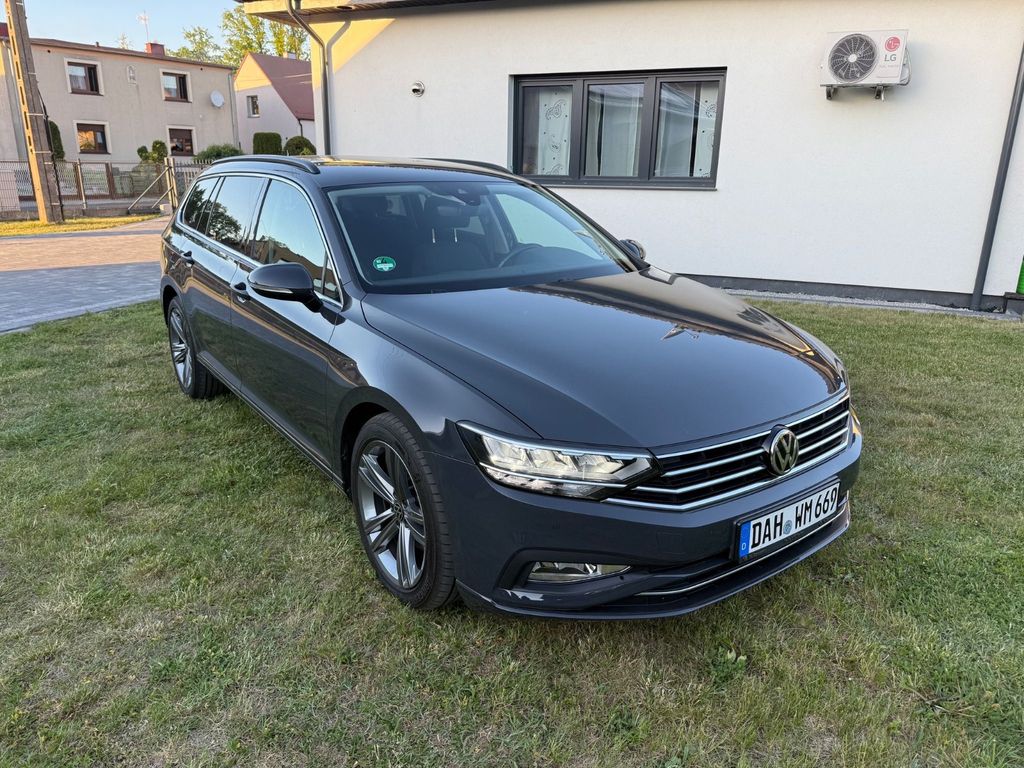 Image of Volkswagen Passat