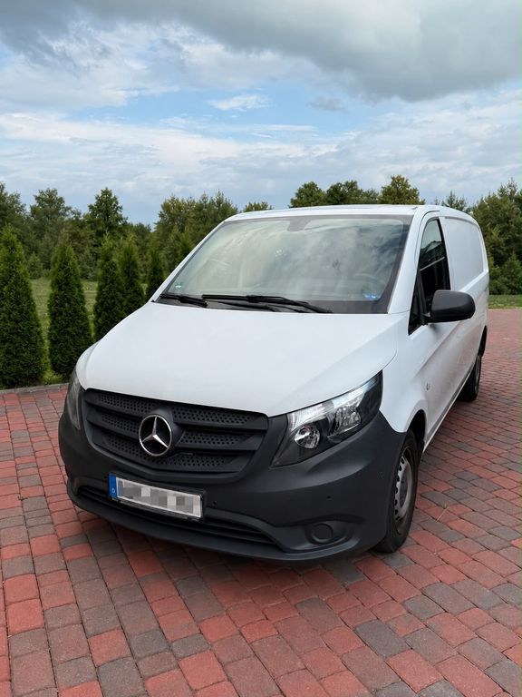 Image of Mercedes-Benz Vito