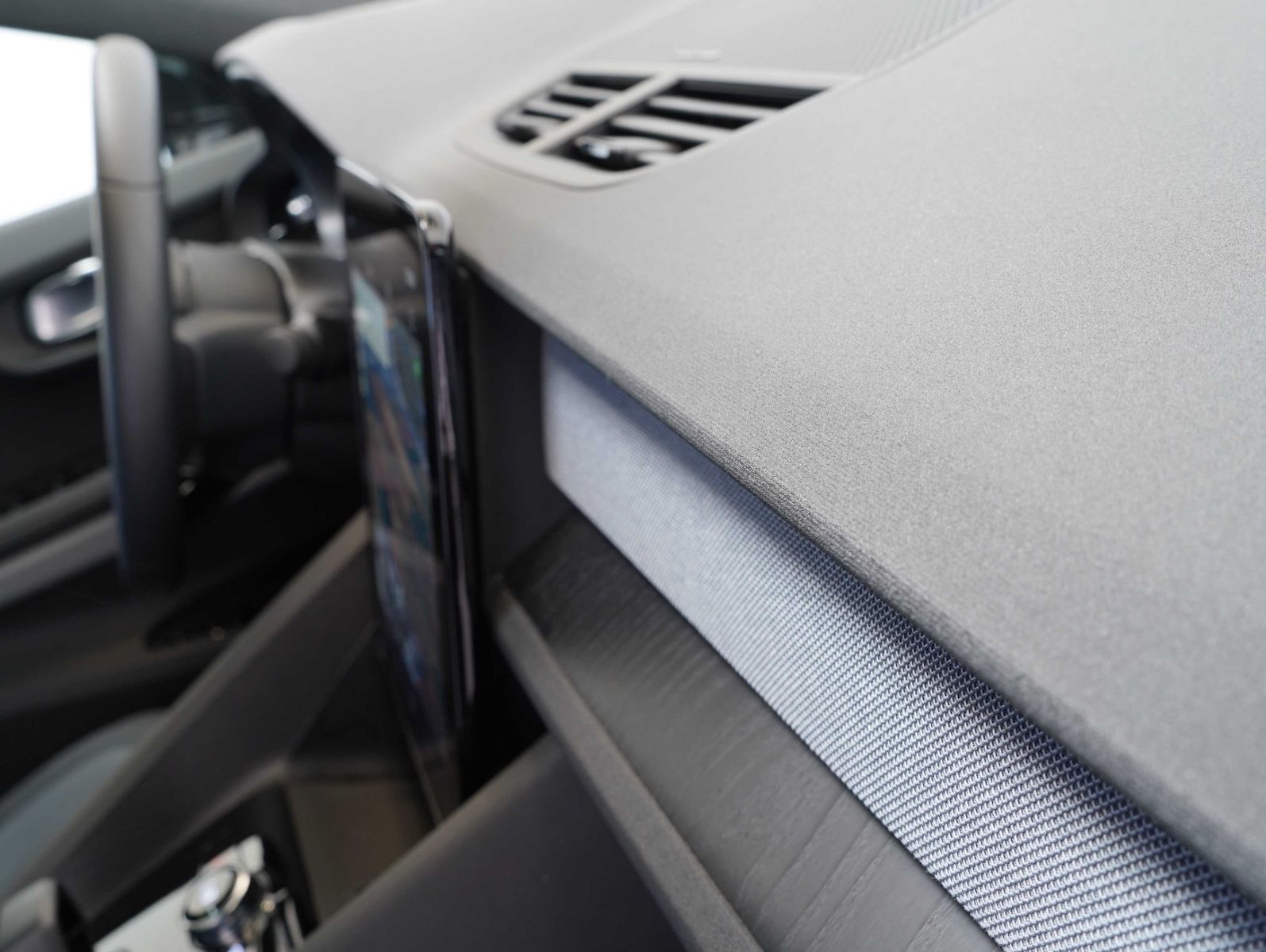Fahrzeugabbildung Polestar 2 Standard Range Single PILOT-LITE/PLUS-PAKET