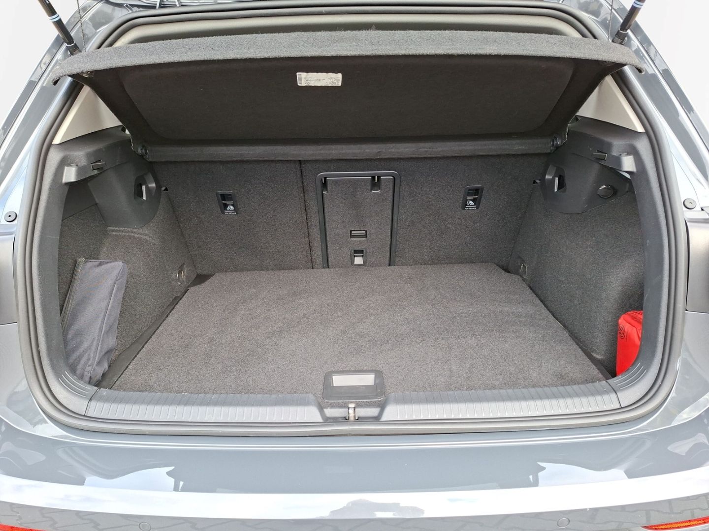 Golf VIII 2.0 TDI Life *NAVI*STHZ*KAMERA*