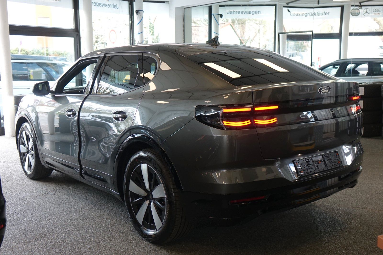 Ford Capri 77 kwh RWD Extended Range+HUD+AHK+360+ imagem 3
