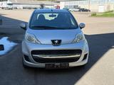 Peugeot 107 Filou 70 2-Tronic - Peugeot 107: Filou