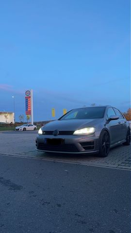 Volkswagen Golf 7 R /4-Motion/DSG/APR