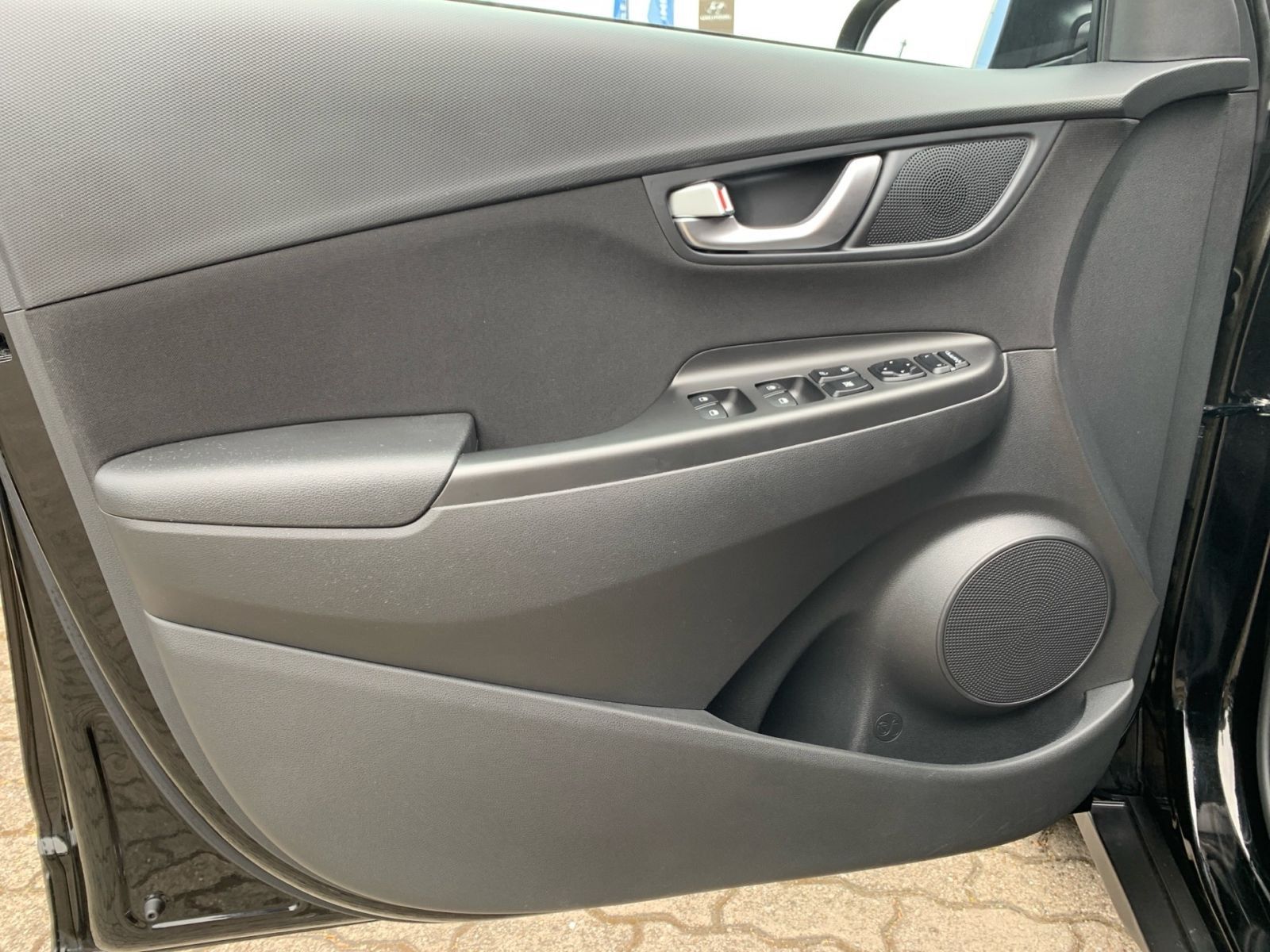 Fahrzeugabbildung Hyundai KONA 1.6 GDI Trend Hybrid Allwetter