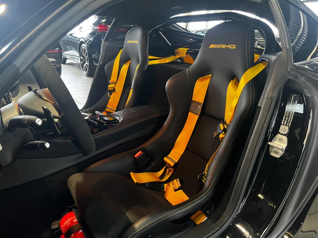 Mercedes-Benz AMG GT R