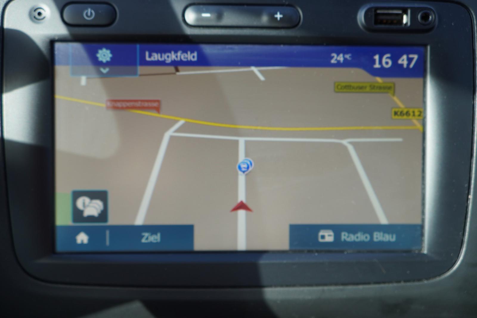 Dacia Duster II 1.3 TCE Celebration Navi Kamera AHK