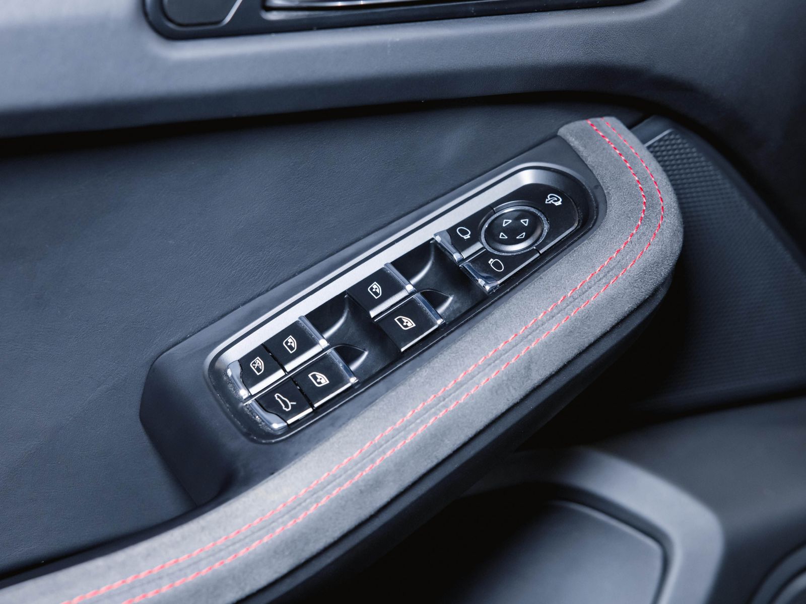 Porsche Macan GTS Panoramadach Sport Chrono BOSE foto 24