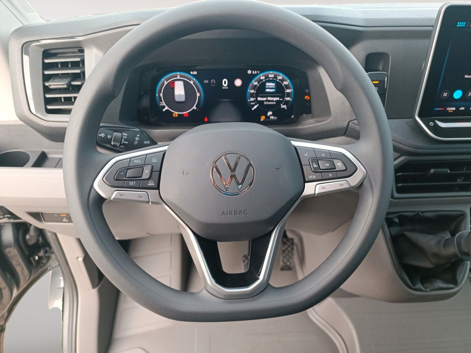 Fahrzeugabbildung Volkswagen Crafter 35 TDI *AHZV*SHZ*RFK*GRA*APP