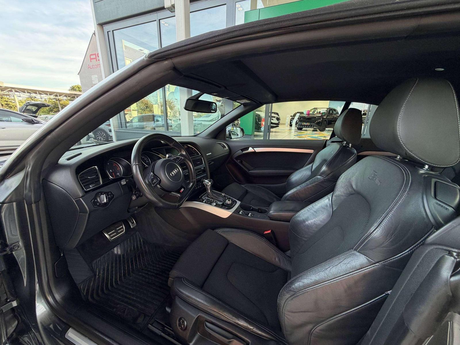 AUDI A5 CABRIOLET 2.0 TDI 190ch S-LINE BVA Sièges cuir chauffants Caméra de recul ACC