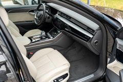 Audi A8 – 13 / 30