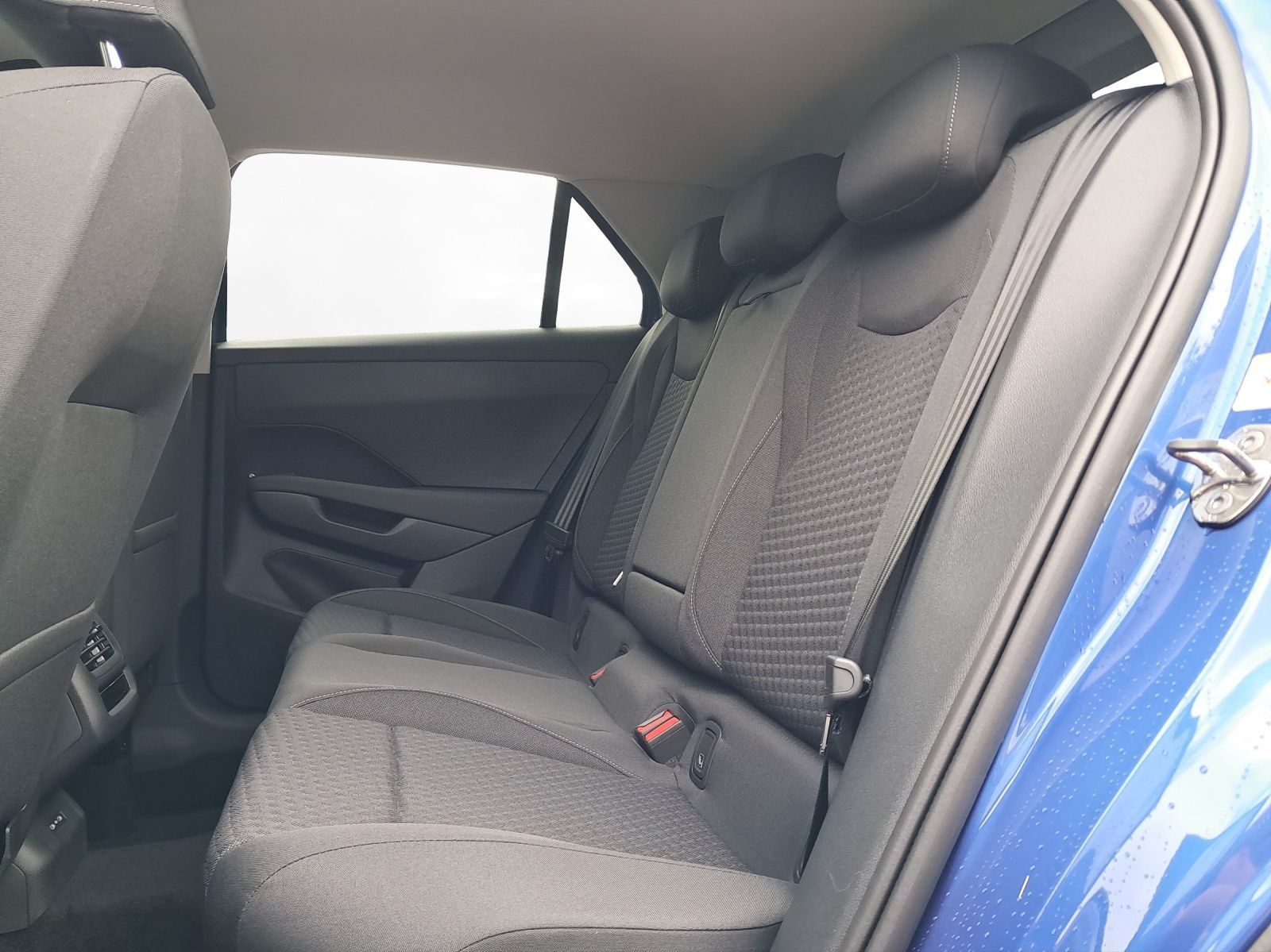 Volkswagen T-Roc - Bild 8