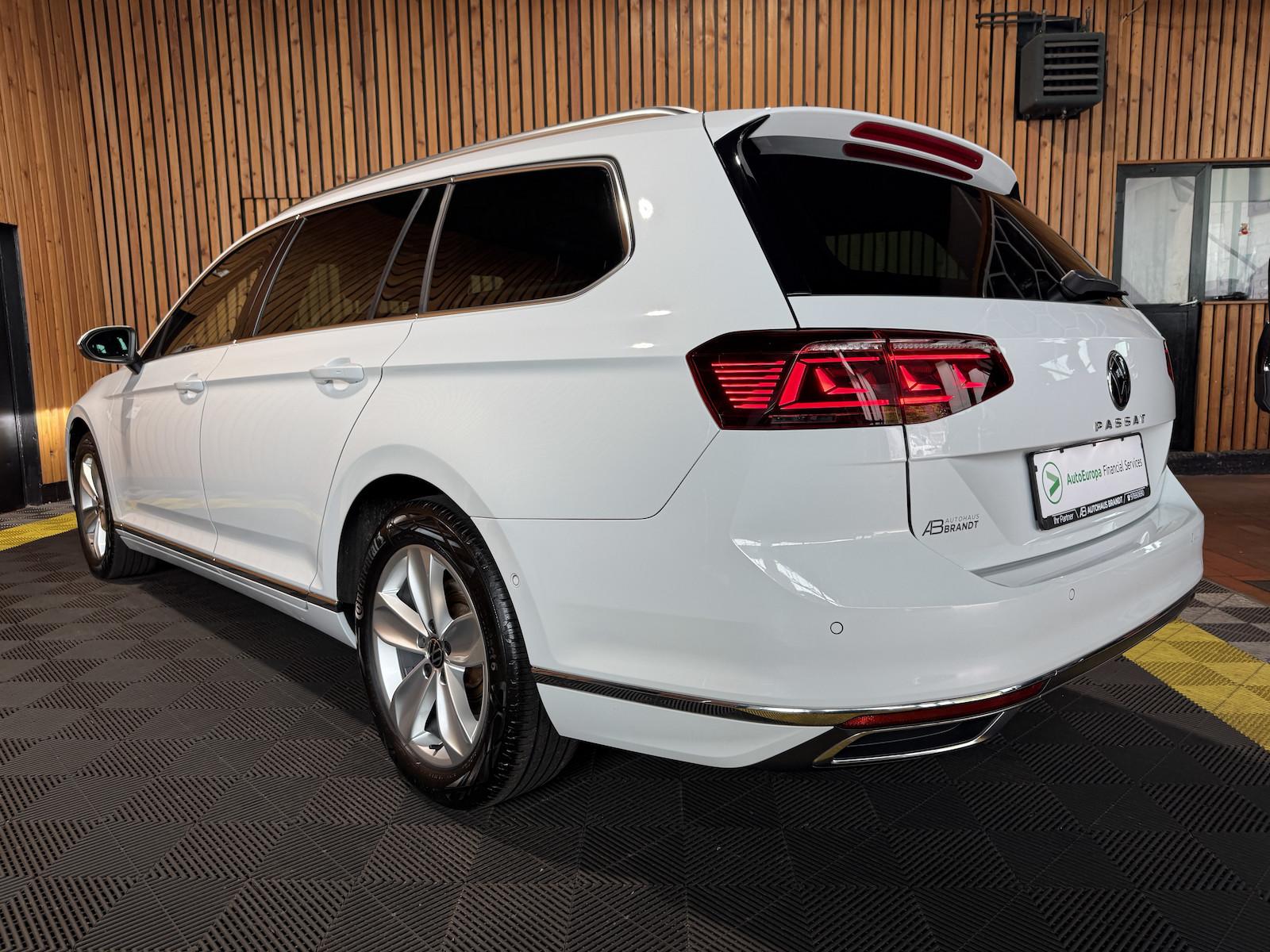 Volkswagen Passat TDI Elegance Navi*IQ*Kam*AHK*Pano, миниатюра 5