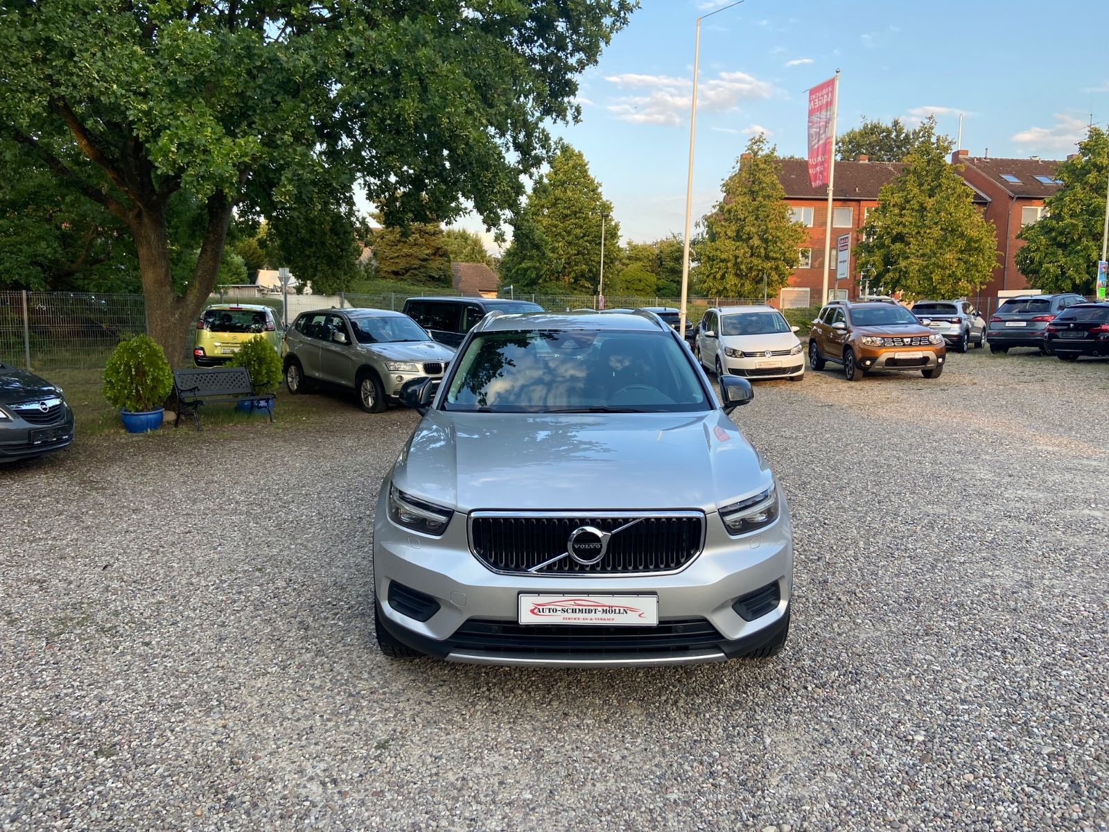Volvo Volvo XC 40 XC40 Momentum 2WD