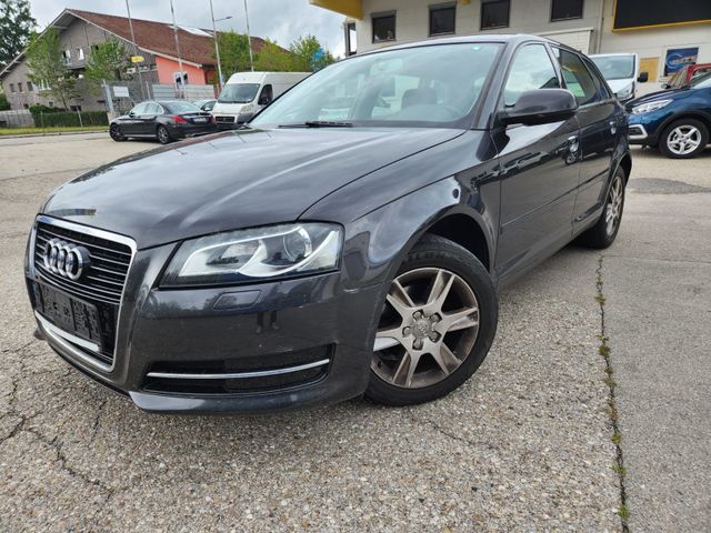 Audi A3 Sportback 1.2 TFSI Attraction 2012 Klima  Xen