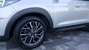 Hyundai TUCSON - 2