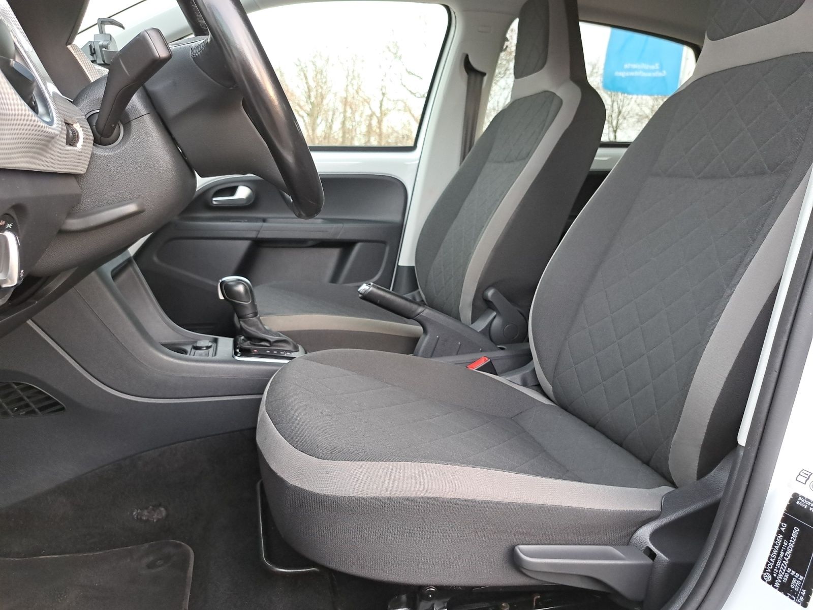 Volkswagen e-up! - Bild 19