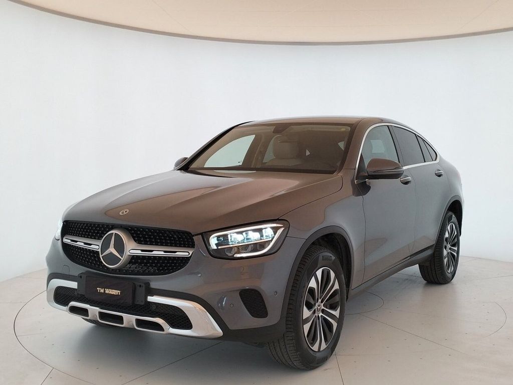 Image of Mercedes-Benz GLC 300