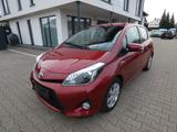 Toyota Yaris Hybrid Club 1,5 Lim. Navi Alu Rot Met. - Toyota Yaris aus 2012 mit Hybrid-Antrieb