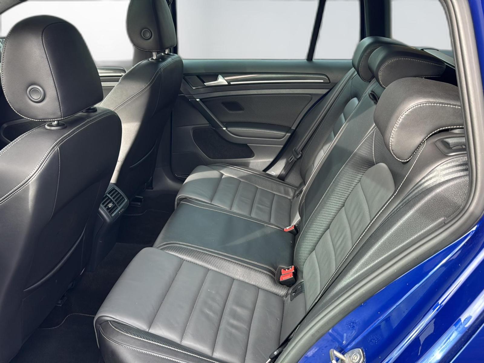 Volkswagen Golf VII R SW 300 ch 4Motion DSG • Toit pano • Dynaudio • ACC • DCC • Caméra • Cuir