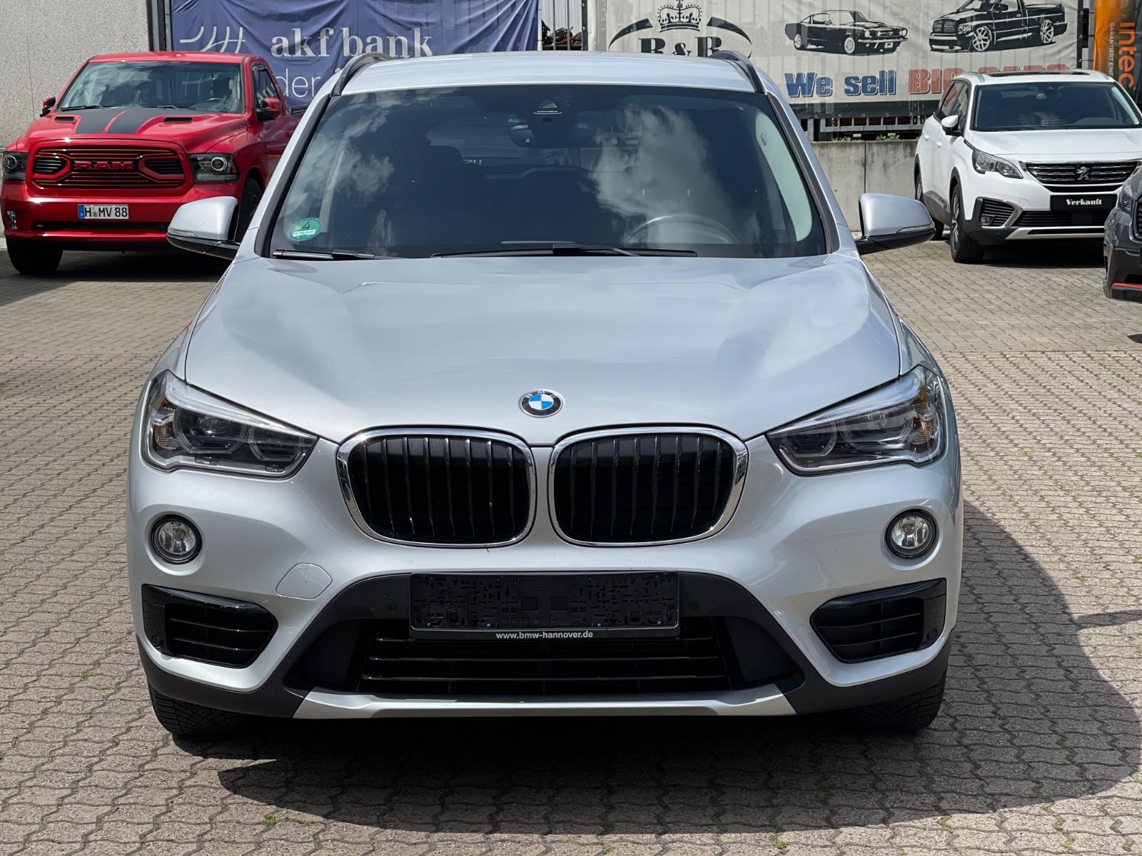 BMW X1 xDrive 18 d Sport Line AUTOMATIK+SITZHEIZUNG