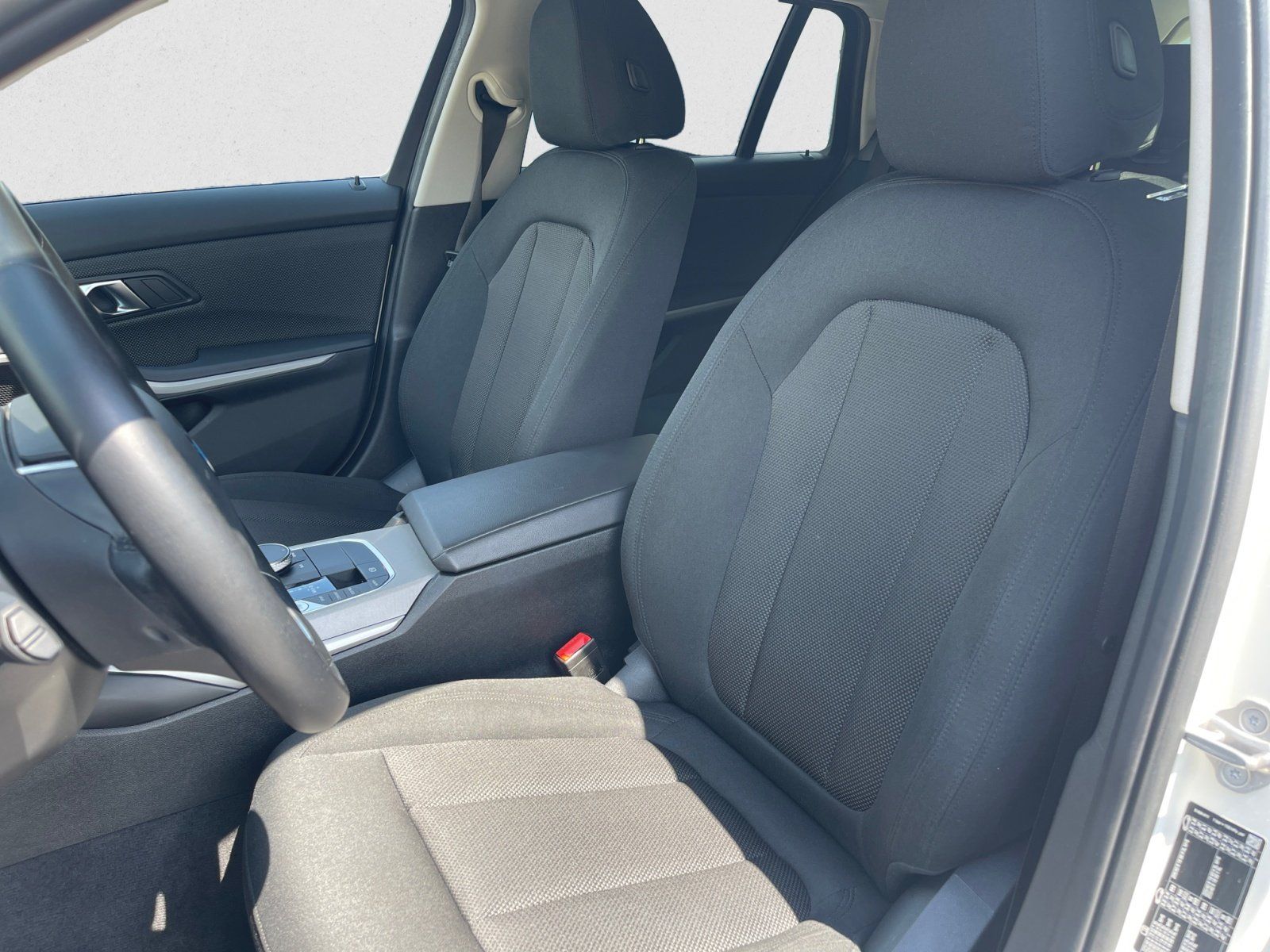 BMW 320i touring Advantage steptronic|el.HECK|TEMPO. foto 9