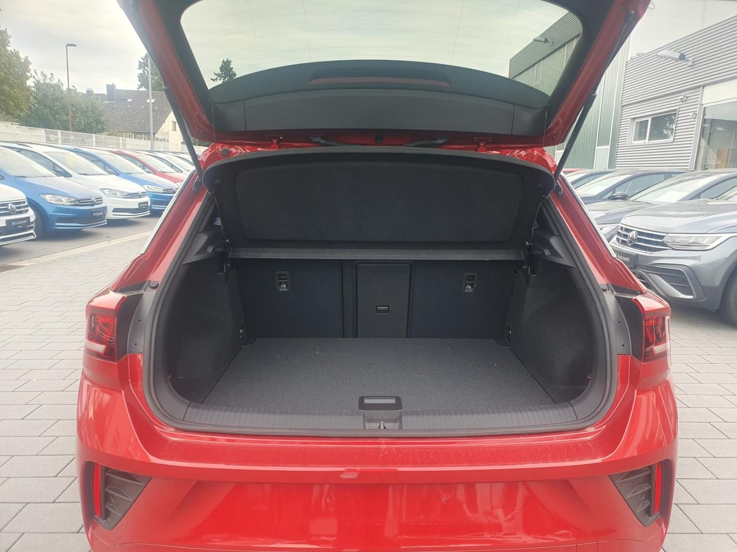 Volkswagen T-Roc R-Line 2.0 TDI DSG 4-M. Sportpaket StandHZ