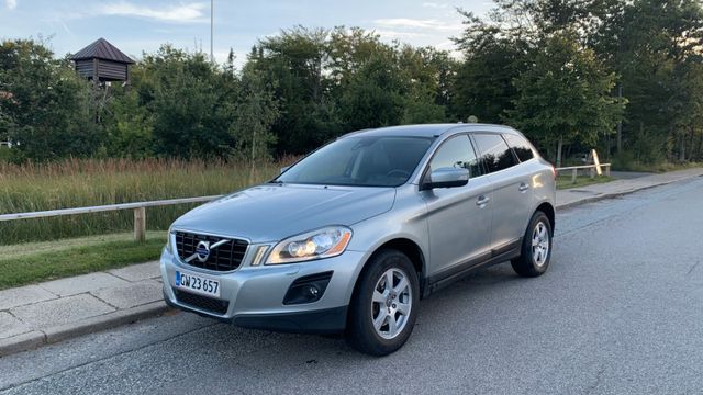 Volvo XC60 2.4D DRIVe Summum