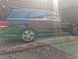 Mercedes-Benz E 200 T AVANTGARDE Autom. Behindertengerecht. - : Behinderten Auto