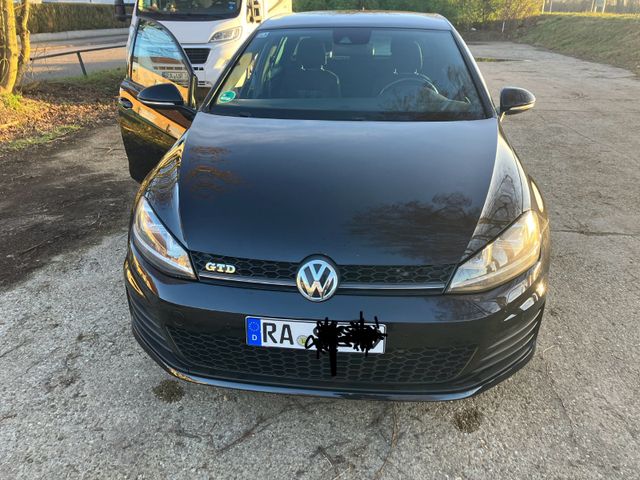 VW Golf