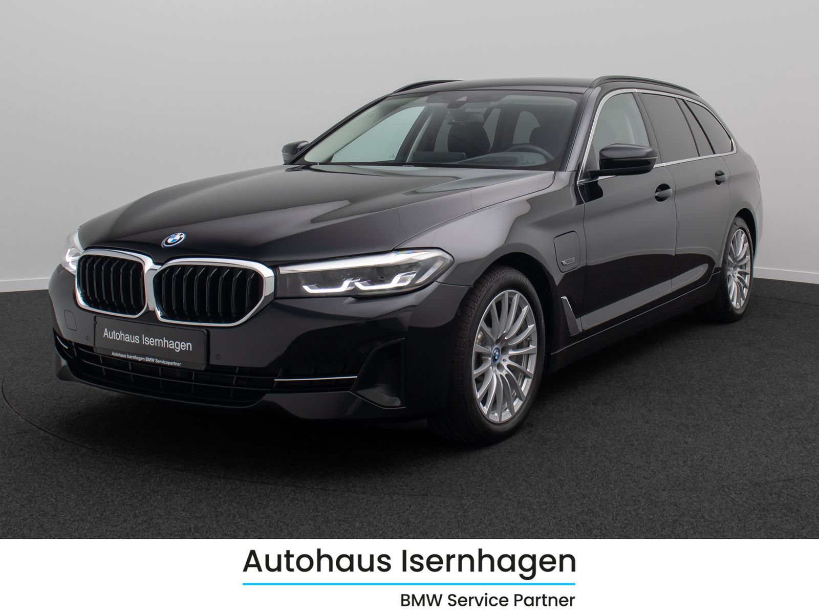 Fahrzeugabbildung BMW 530e Alarm AHK HUD DAB 4xKlima HiFi Leder Sport
