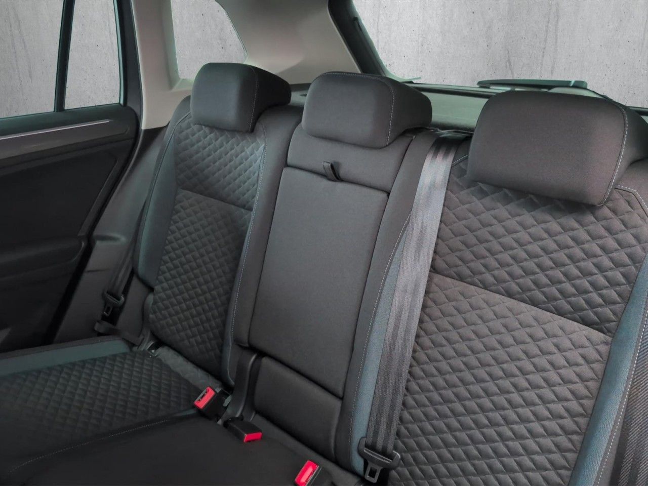 Tiguan IQ.DRIVE 1.5 TSI Klima Navi Einparkhilfe