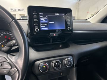 Toyota Yaris - 10