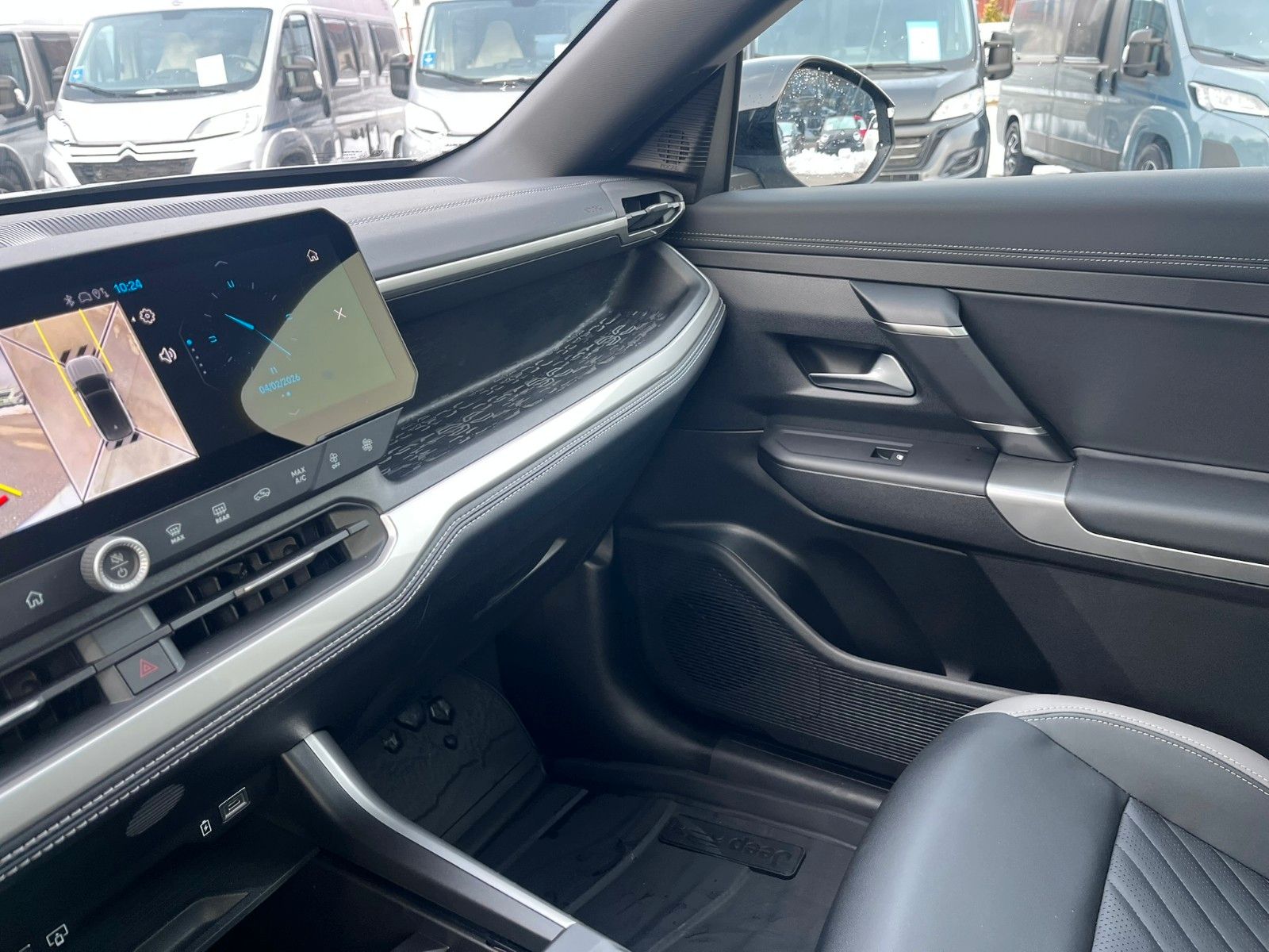 Fahrzeugabbildung Jeep Compass E-Hybrid 1.2 eDCT 100 kW First Edition