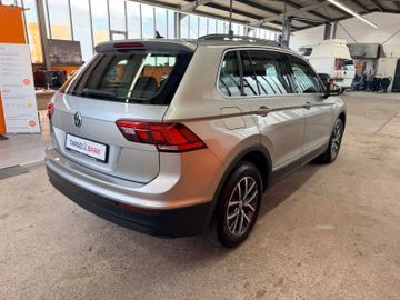 Volkswagen Tiguan - 5