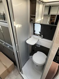 HYMER ERIBA HYMERCAR Ayers Rock Fiat AHK Dieselheizung Safety Plus