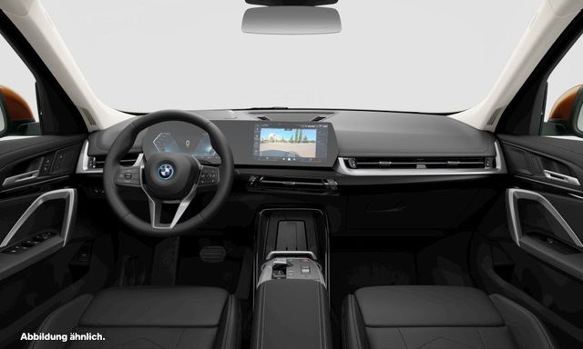Foto Nummer 3: BMW iX1