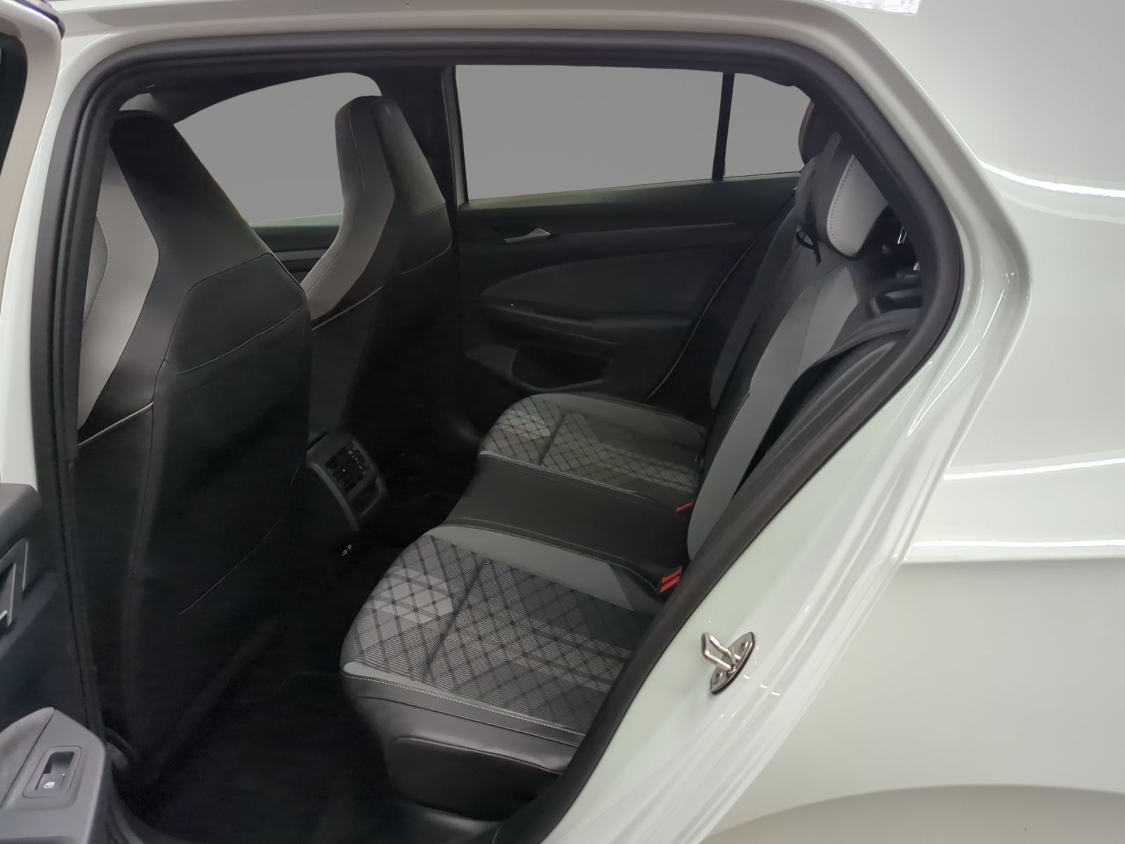 Volkswagen Golf - Bild 8