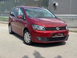 Volkswagen Touran Highline - gebrauchte VW Touran aus dem Jahr 2010