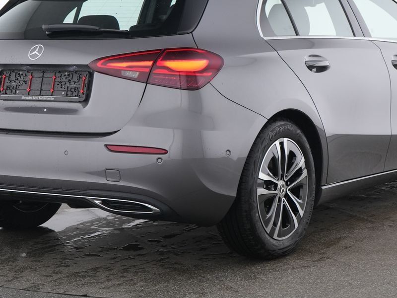 Fahrzeugabbildung Mercedes-Benz A 180 d Progressive Advanced*Kamera*CarPlay*LED*