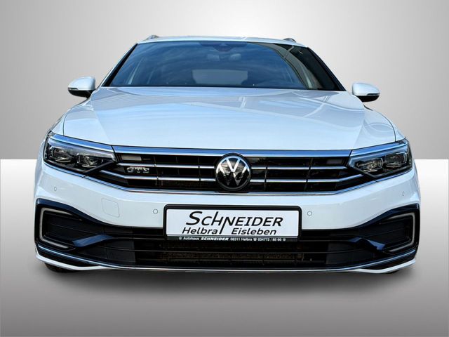 PASSAT VARIANT GTE 1.4 TSI DSG IQ.LIGHT+NAVI+SHZ